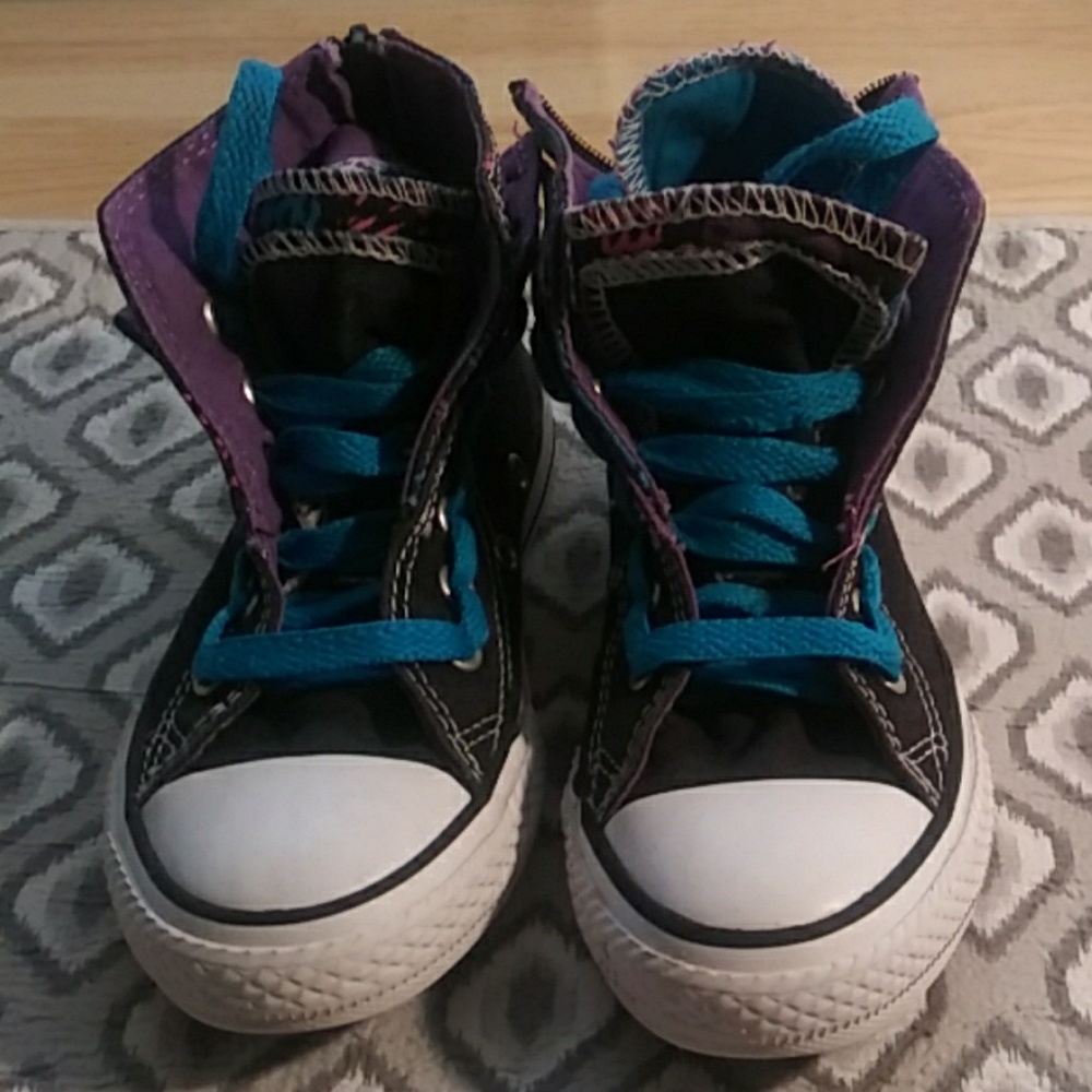 Converse - Picture 3 of 6